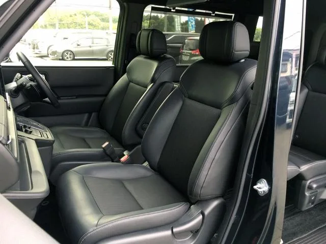 Honda STEPWAGON E:HEV SPADA 2023 — миниатюра 3