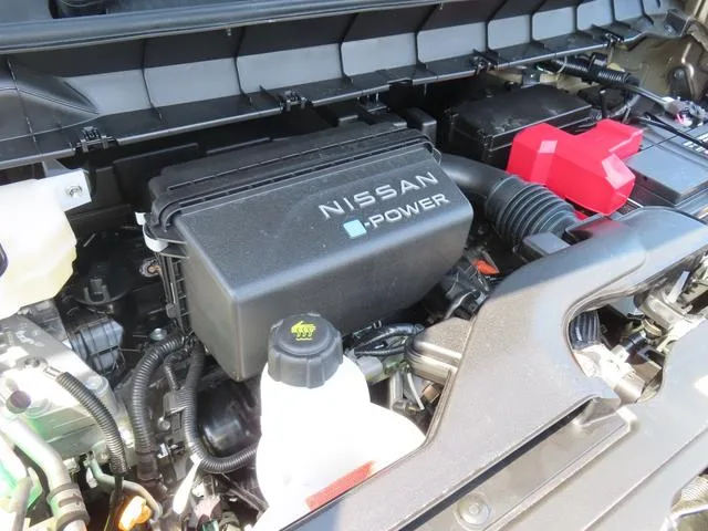 Nissan SERENA E-POWER HIGHWAY STAR V 2025 — миниатюра 5