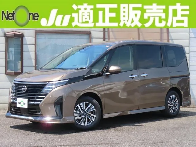 Nissan SERENA E-POWER HIGHWAY STAR V 2025 — фото 1, купить с доставкой в Москву