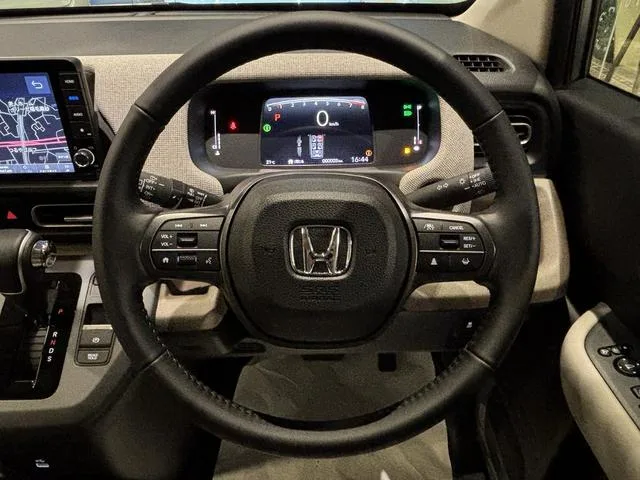 Honda FREED E:HEV AIR EX 2025 — миниатюра 5