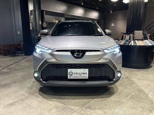 Toyota CorollaCross HYBRID Z 2025 — миниатюра 3