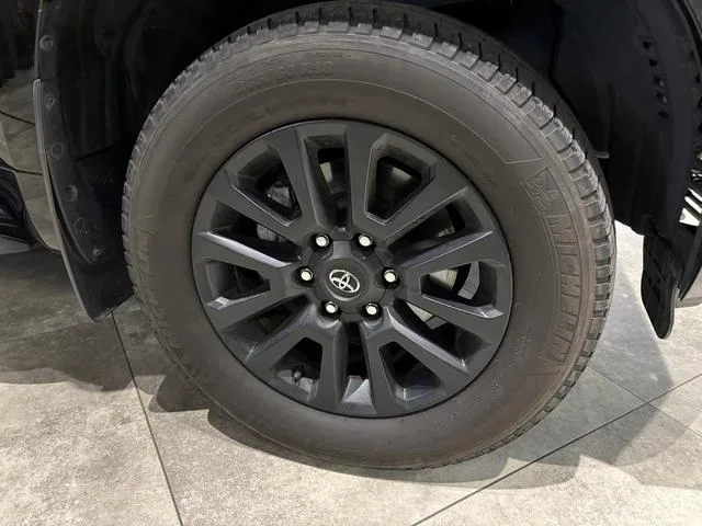 Toyota Land Cruiser Prado TX L PACKAGE MATT BLACK EDITION 2023 — миниатюра 4