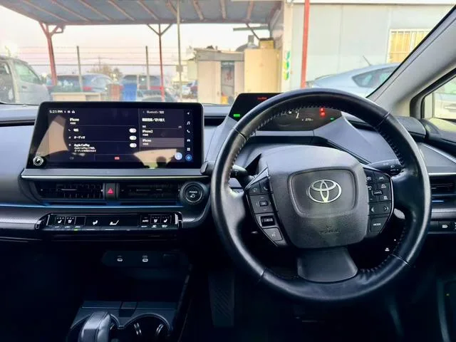 Toyota Prius Z 2023 — миниатюра 4