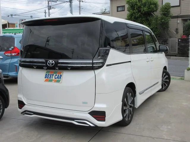Toyota VOXY S-Z 2023 — миниатюра 3
