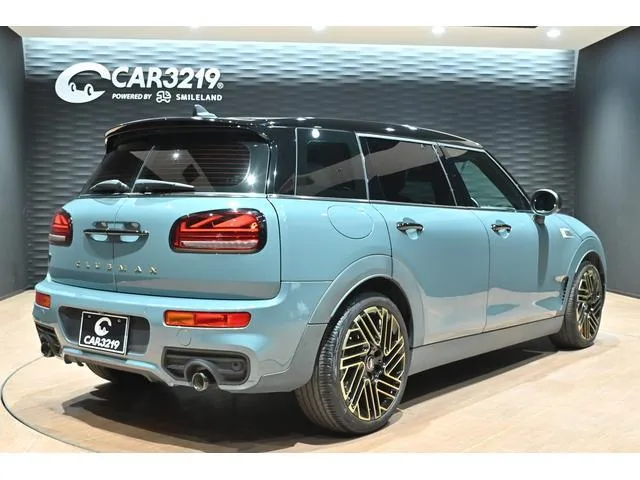 MINI MINI COOPER S CLUBMAN UNTOLD EDITION 2023 — миниатюра 3