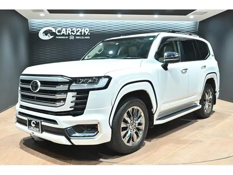 Toyota Land Cruiser 2023 buy in Moscow