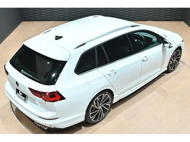 Volkswagen GOLF R VARIANT BASE GRADE 2023 — миниатюра 4