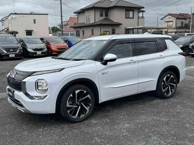 Mitsubishi OUTLANDER PHEV P 2022 — миниатюра 4