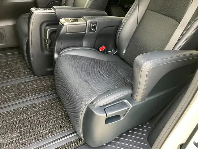Toyota Alphard 2.5S C PACKAGE 2022 — миниатюра 5