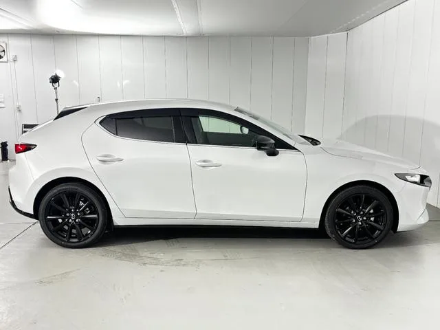 Mazda MAZDA3 FASTBACK 15S BLACK SELECTION 2026 — миниатюра 2