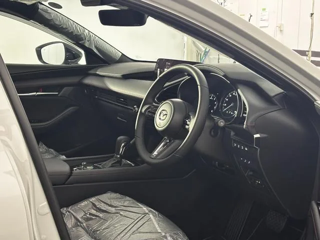 Mazda MAZDA3 FASTBACK 15S BLACK SELECTION 2026 — миниатюра 5
