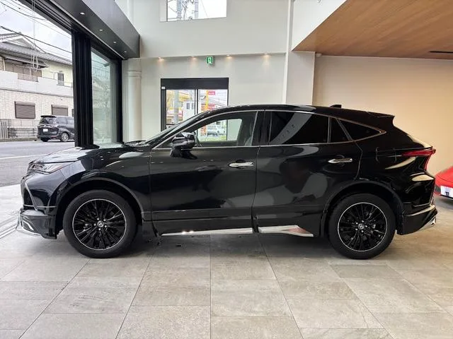 Toyota HARRIER HYBRID Z 2025 — миниатюра 3