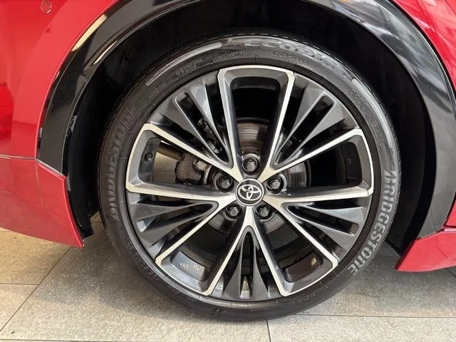 Toyota Prius Z 2024 — миниатюра 4