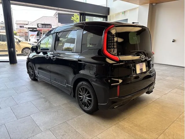 Toyota SIENTA Z 2022 — миниатюра 2