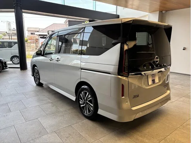 Nissan SERENA E-4ORCE HIGHWAY STAR V 2025 — миниатюра 2