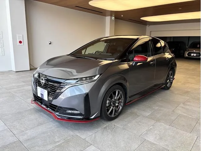 Nissan AURA NISMO 2023 — фото 1, купить с доставкой в Москву