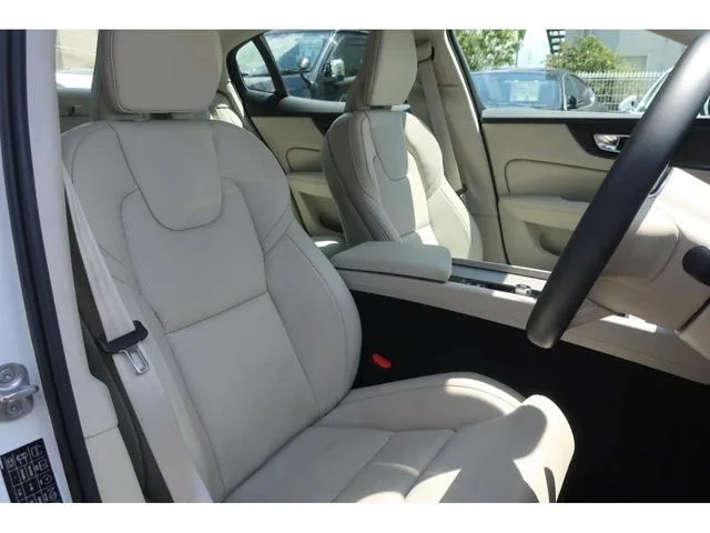 Volvo S60 ULTIMATE B4 2024 — миниатюра 5