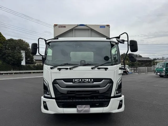 Isuzu FORWARD 2024 — миниатюра 4