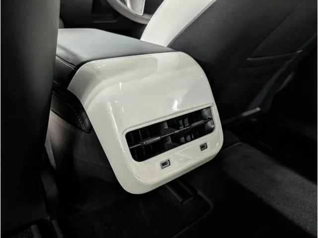 Tesla MODEL 3 RWD 2022 — миниатюра 2