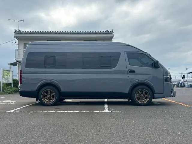Toyota HIACE COMMUTER 2024 — миниатюра 2