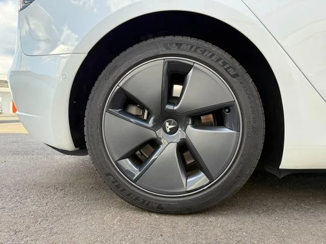 Tesla MODEL 3 RWD 2022 — миниатюра 3