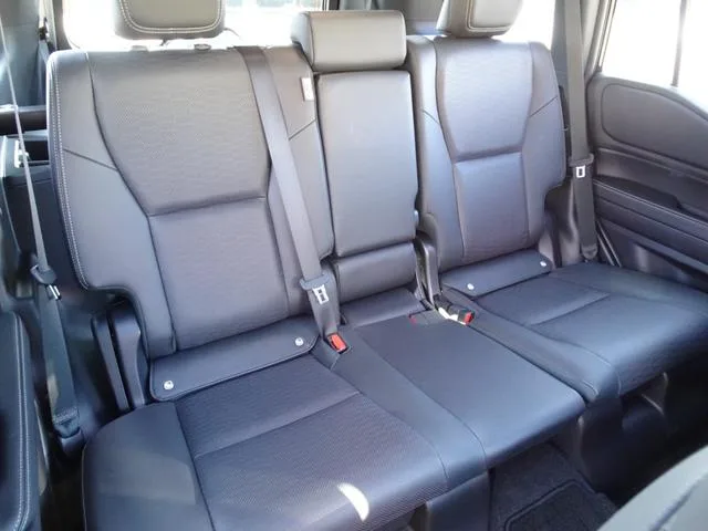 Toyota LAND CRUISER 250 VX 2024 — миниатюра 5