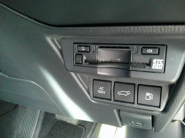 Toyota PRIUS Z 2024 — миниатюра 4