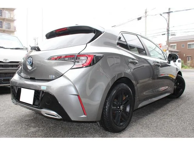 Toyota COROLLASPORT HYBRID G STYLE 50 MILLION EDITION 2022 — миниатюра 4