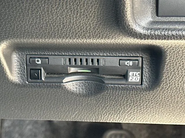 Toyota SIENTA HYBRID X 2024 — миниатюра 3