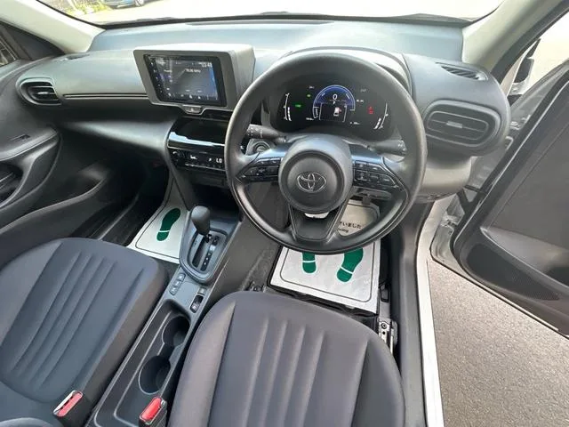Toyota YARIS CROSS HYBRID X 2025 — миниатюра 4