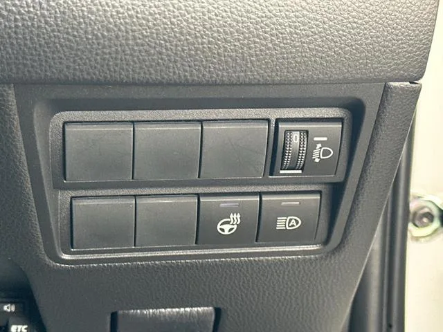 Toyota YARIS CROSS HYBRID Z ADVENTURE 2022 — миниатюра 3