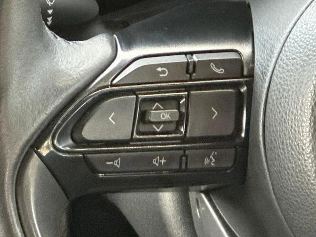 Toyota YARIS CROSS HYBRID Z ADVENTURE 2022 — миниатюра 5
