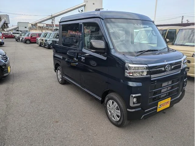 Daihatsu ATRAI ATRAI DECKVAN 2024 — миниатюра 4