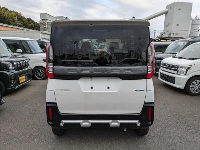 Mitsubishi DELICA MINI G 2025 — миниатюра 2
