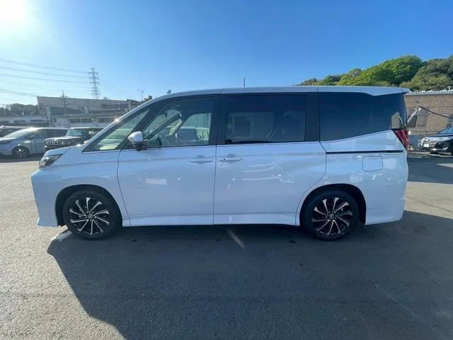 Toyota NOAH S-Z 2025 — миниатюра 2