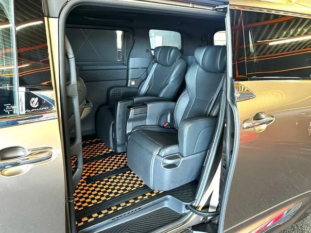 Toyota ALPHARD HYBRID Z 2024 — миниатюра 5