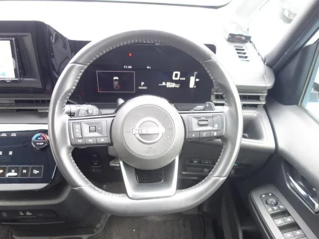 Nissan SERENA XV 2023 — миниатюра 2