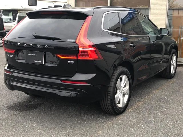Volvo XC60 PLUS B5 2024 — миниатюра 4