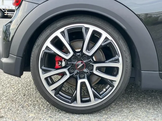 MINI MINI JOHN COOPER WORKS PREMIUM PLUS PACKAGE JOHN COOPER WORKS TRIM 2023 — миниатюра 3