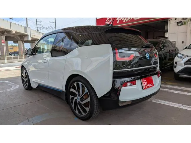 BMW i3 BASE GRADE 2022 — миниатюра 3
