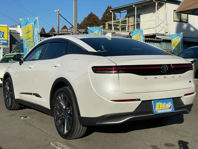 Toyota CROWN CROSSOVER G ADVANCED LEATHER PACKAGE 2023 — миниатюра 3