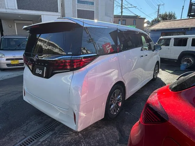 Toyota Alphard Z 2024 — миниатюра 2
