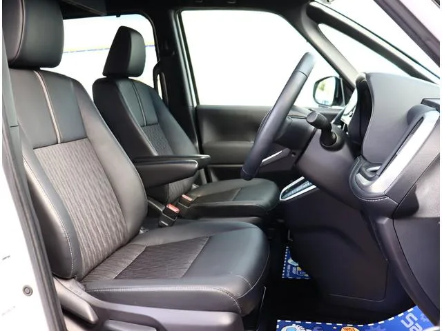 Toyota NOAH S-Z 2023 — миниатюра 3