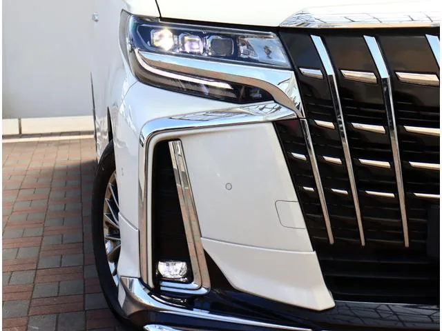 Toyota ALPHARD HYBRID EXECUTIVE LOUNGE S 2022 — миниатюра 5
