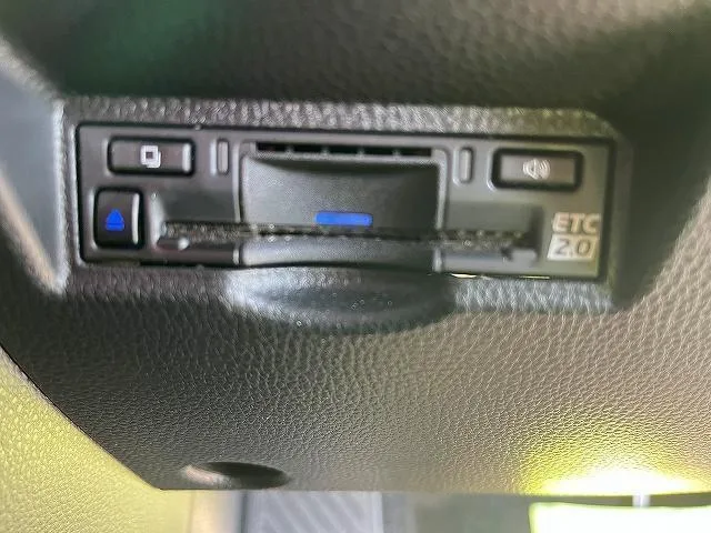 Toyota VOXY S-Z 2023 — миниатюра 3