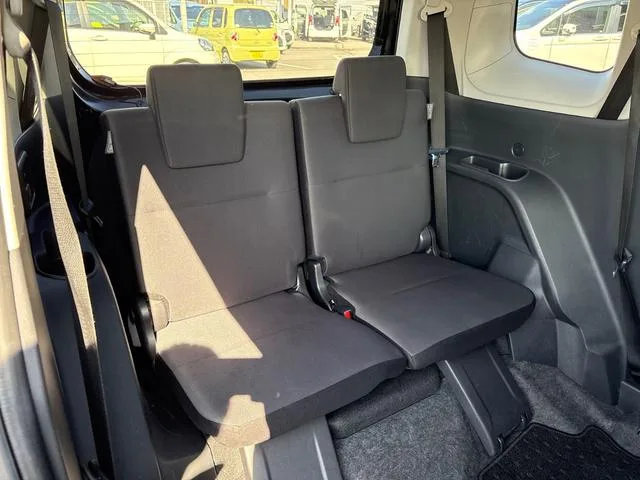 Toyota SIENTA HYBRID G 2022 — миниатюра 4