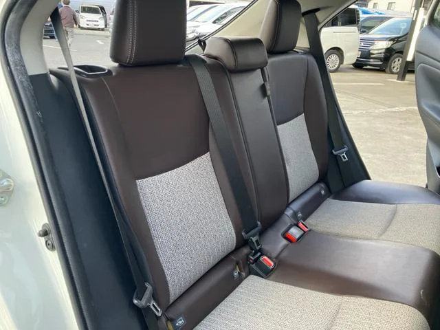 Toyota YARIS CROSS HYBRID Z 2022 — миниатюра 5