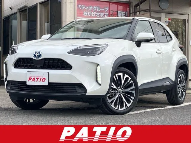 Toyota YARIS CROSS HYBRID Z 2022 — фото 1, купить с доставкой в Москву