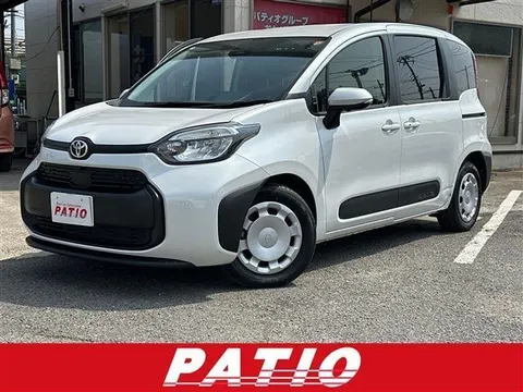 Toyota SIENTA 2024 buy in Moscow
