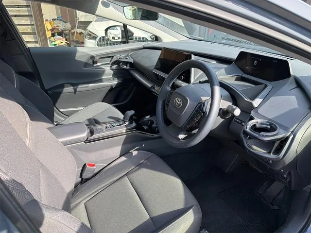 Toyota Prius G 2025 — миниатюра 3